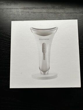 Blumene Facial Device in White